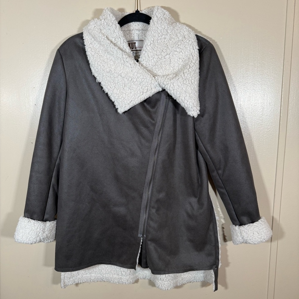 Kut From the Kloth faux suede 100% Sherpa lined jacket size Medium